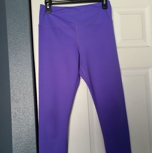 Zyia leggings purple size 8-10 GUC